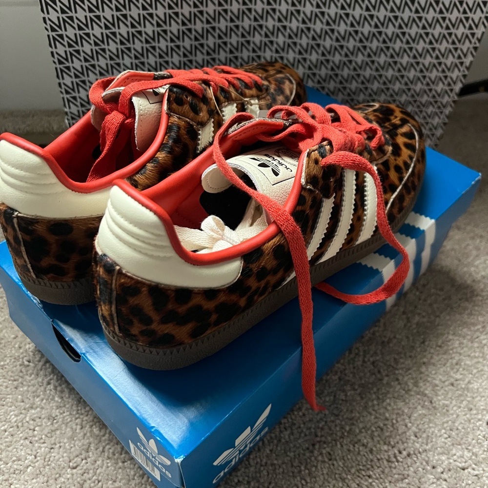 Adidas Samba OG Preloved Red Leopard